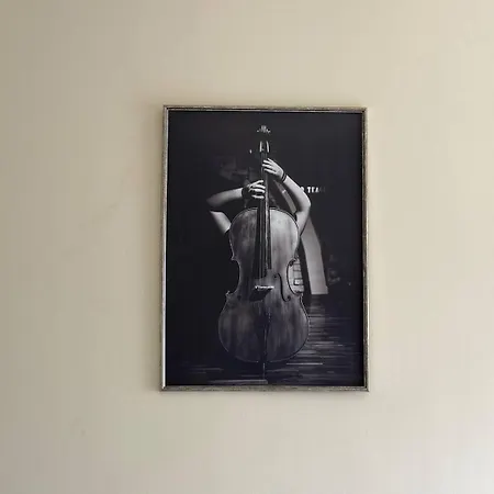 Cello * Kalamaki (Heraklion)